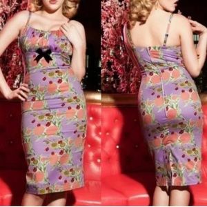 Pinup Couture Lips and Roses Evangeline Wiggle Dress Like New